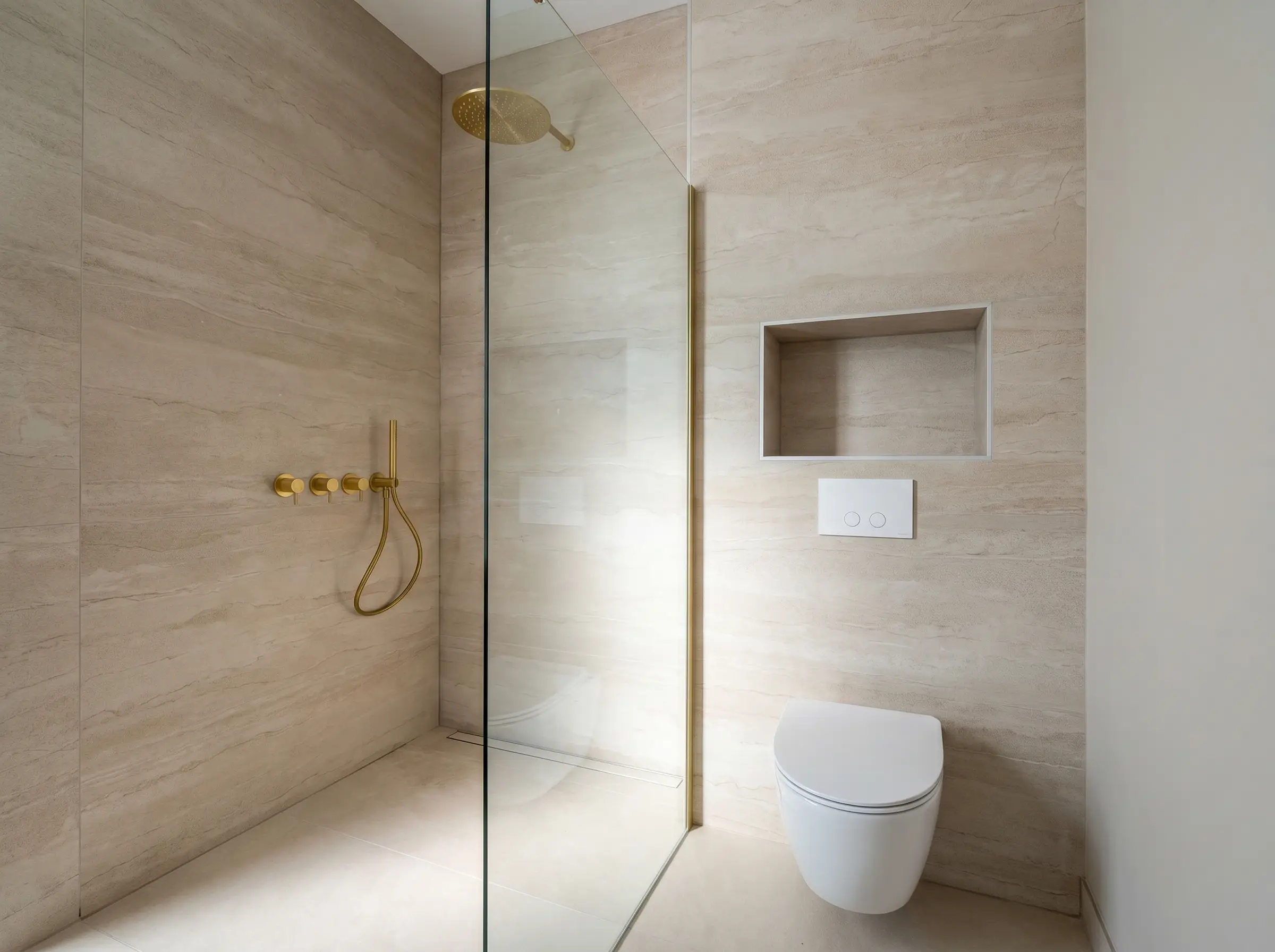 Complete villa renovatie Almere badkamer en toilet