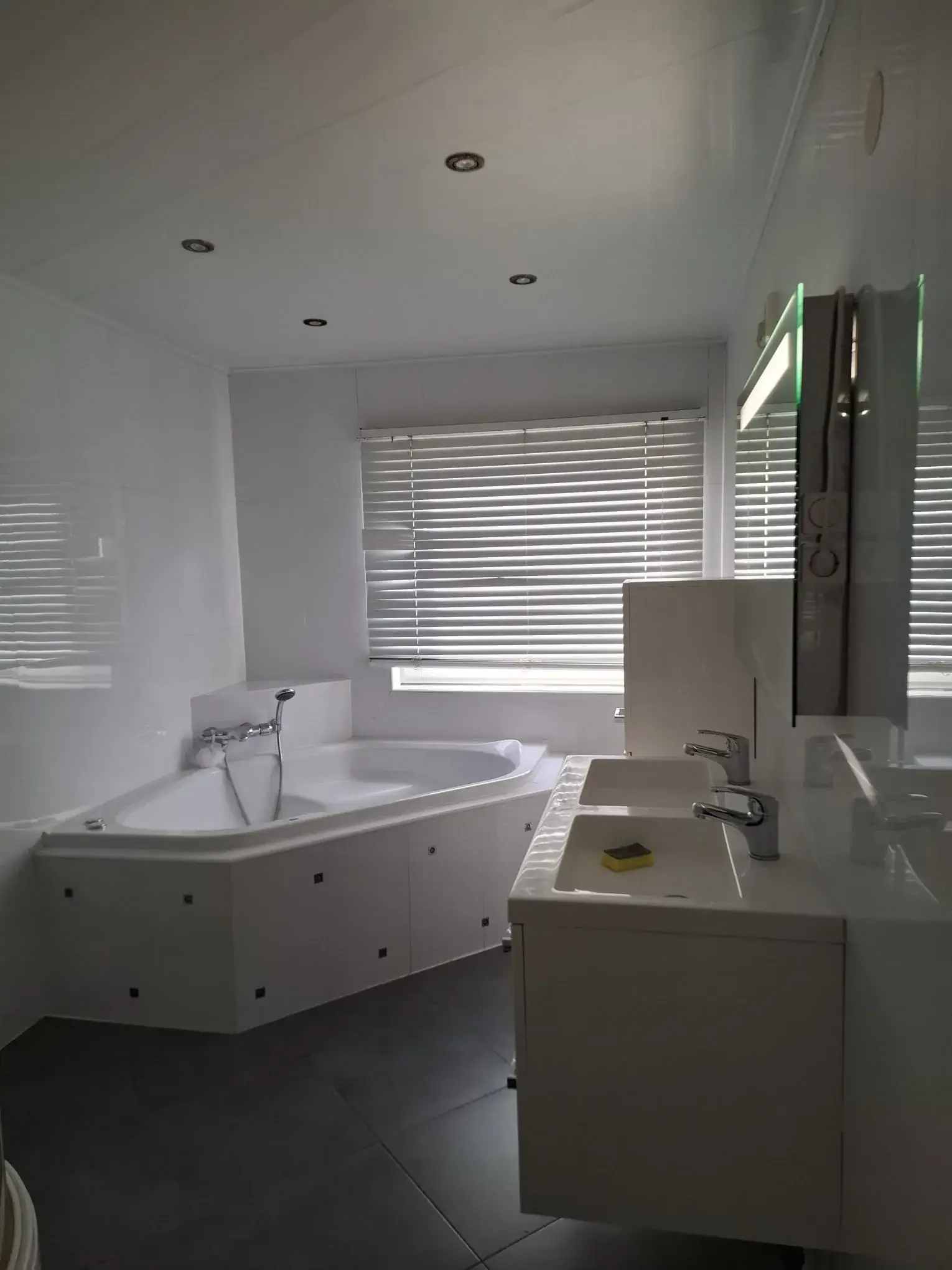 Badkamer renovatie Den Haag voor